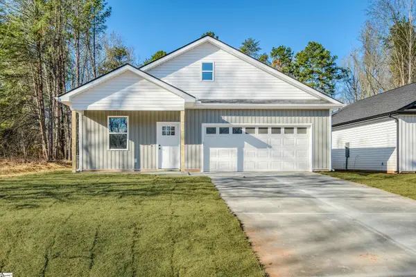 12 Pine Drive, Taylors, SC 29687
