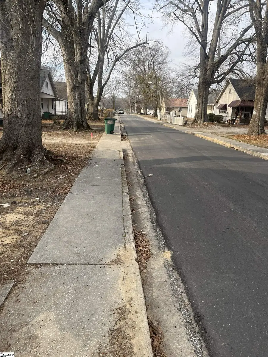 98 Palmetto Street, Clinton, SC 29325 - #2