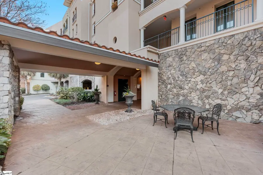 1209 E Washington Street #Unit 301, Greenville, SC 29601 - Image #3