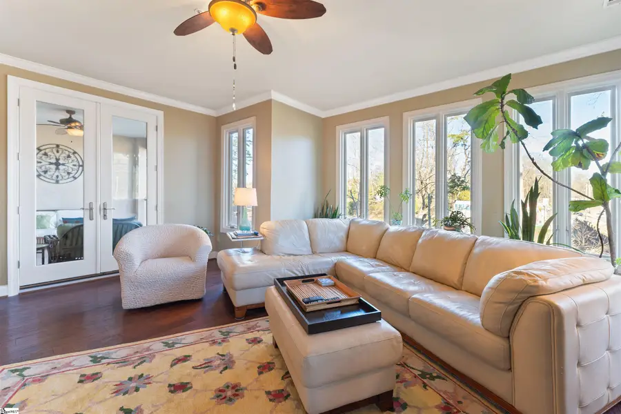 1209 E Washington Street #Unit 106, Greenville, SC 29601 - #3