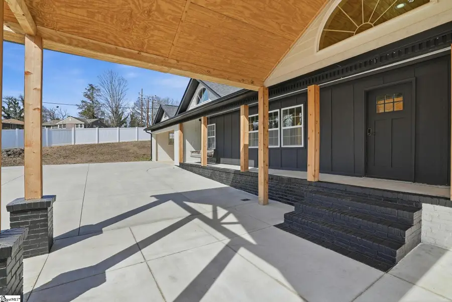 220 E Belvedere Road, Greenville, SC 29605 - #2