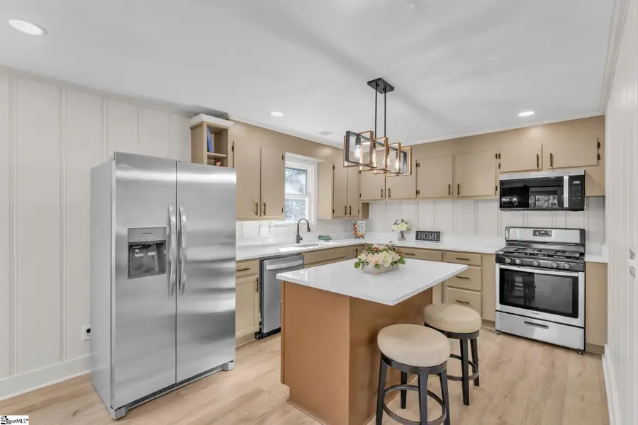 7605 N 178 Highway, Donalds, SC 29638 - #3