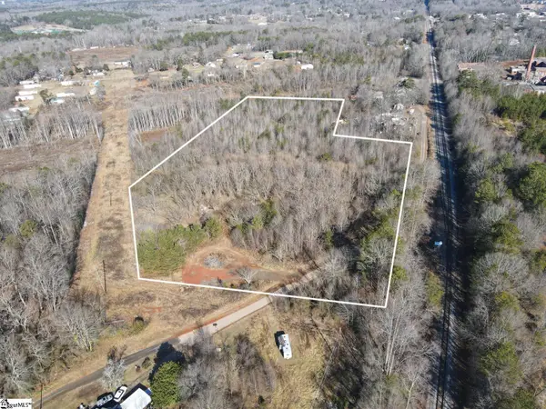 700 Redline Avenue, Chesnee, SC 29323