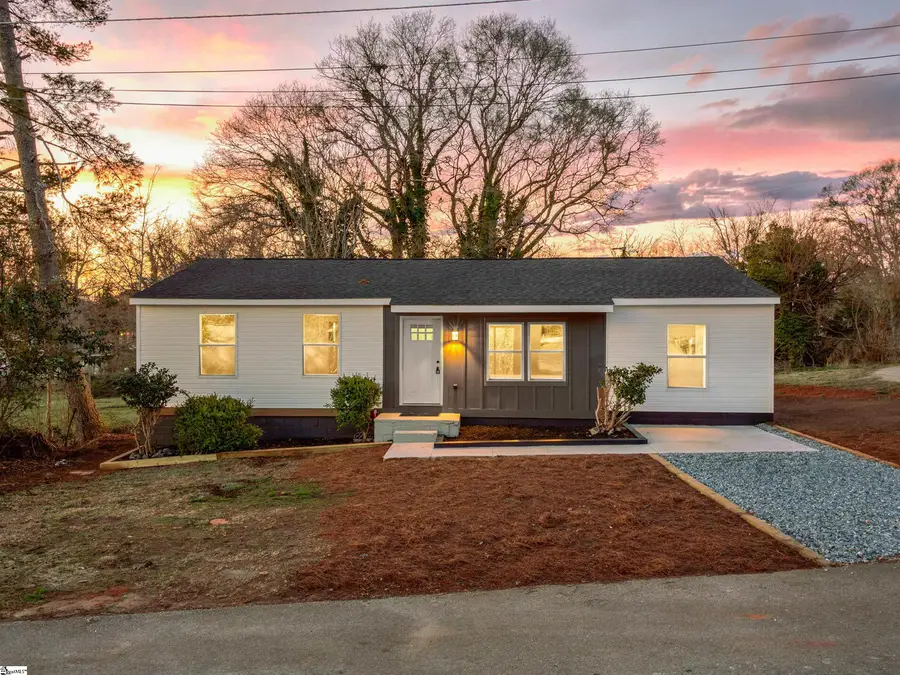 107 Cottage Street, Lyman, SC 29365 - #2