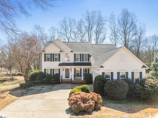 202 Ridge Bay Court, Powdersville, SC 29611