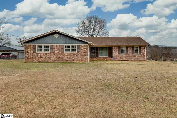 2 Tazewell Drive, Greenville, SC 29617-1035