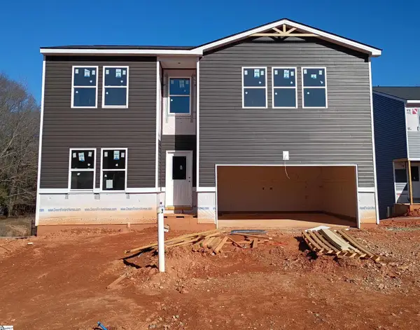 101 Spring Knoll Way, Fountain Inn, SC 29644