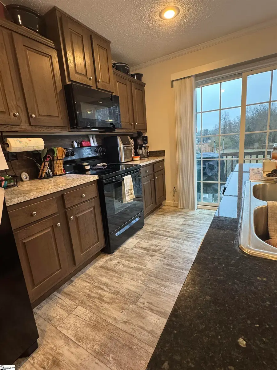 9070 Greenpond Road, Gray Court, SC 29645 - #3