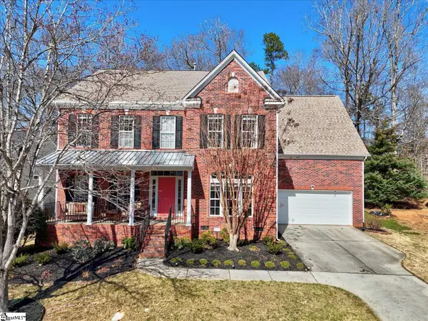27 Waters Reach Lane, Simpsonville, SC 29681
