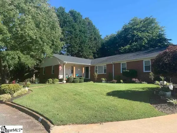 5 Aberdare Court, Greenville, SC 29615