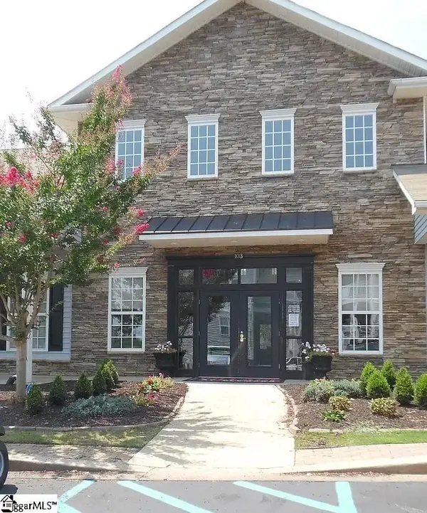 118 University Village Drive, Central, SC 29630