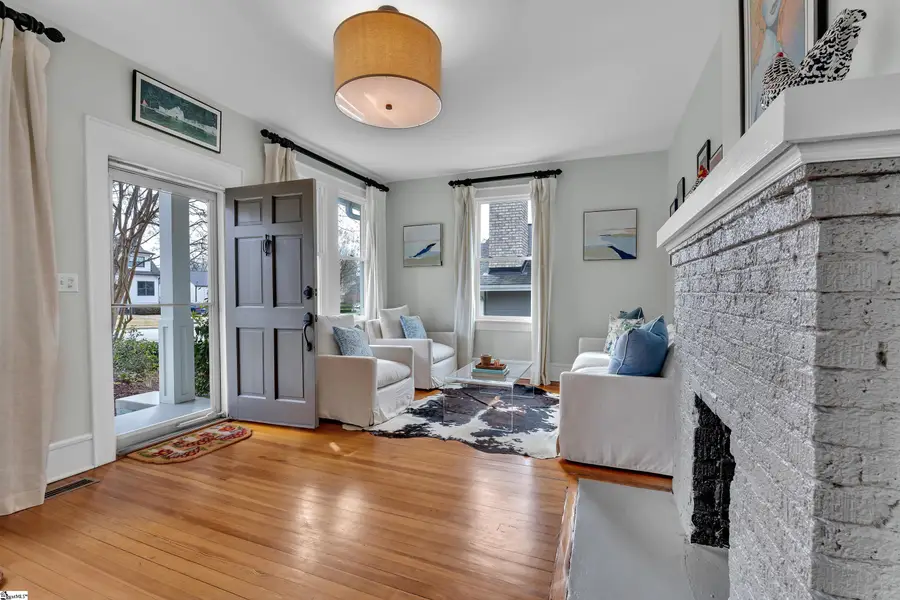 32 Keowee Avenue, Greenville, SC 29605 - #3