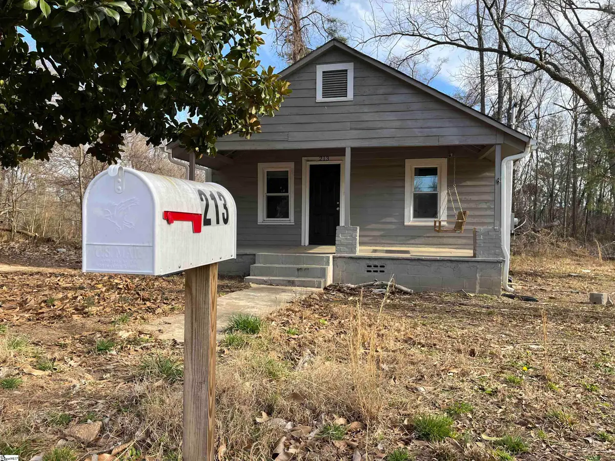 213 Law Street, Woodruff, SC 29388 - #1