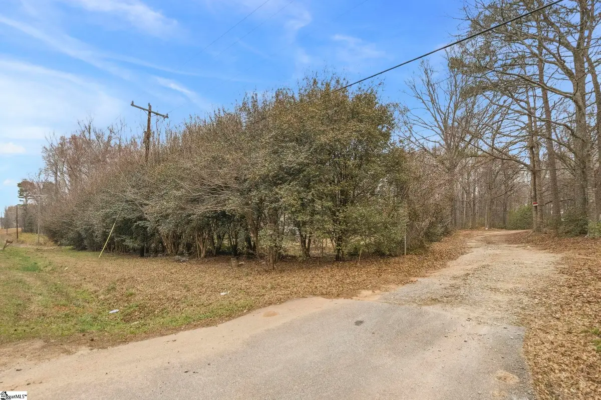 13624 Highway 20, Belton, SC 29627 - #1
