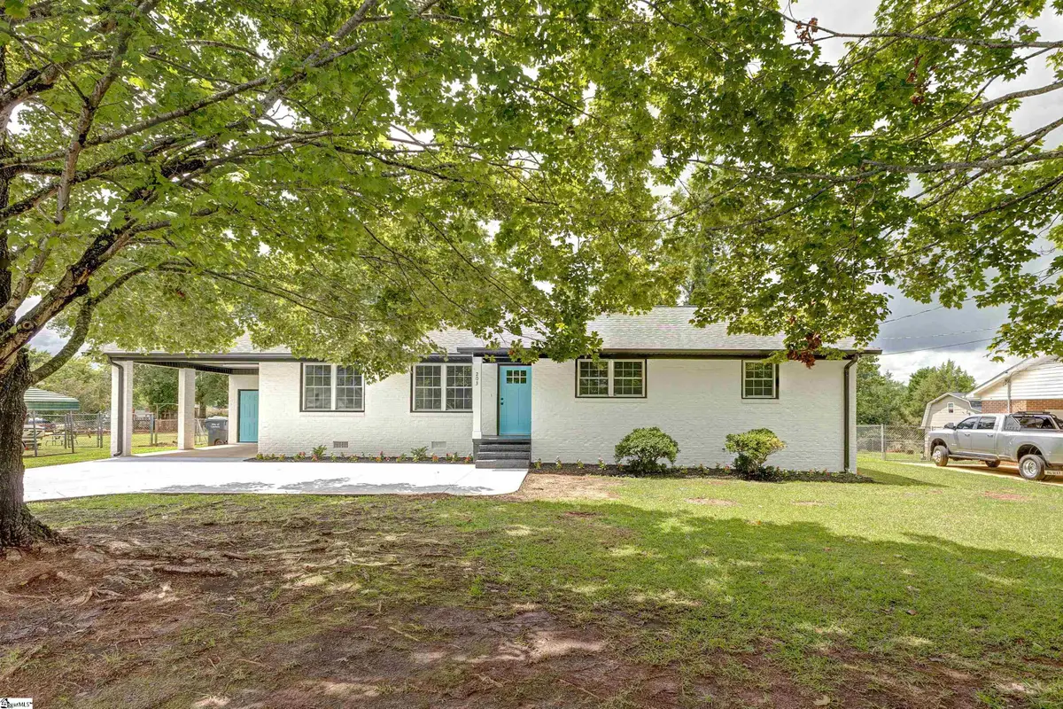 203 Montgomery Street, Laurens, SC 29360 - #1