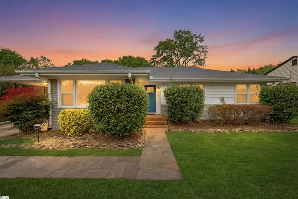 16 Sir Abbott Street, Greenville, SC 29607