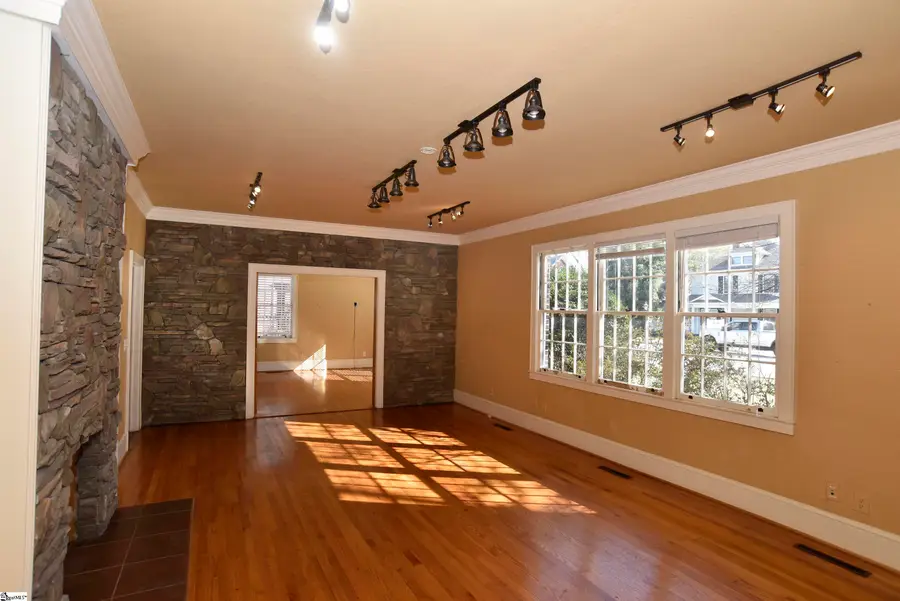 308 W Poinsett Street, Greer, SC 29650 - #2