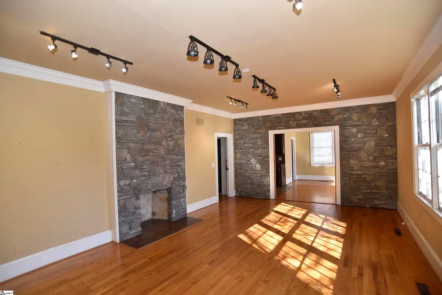 308 W Poinsett Street, Greer, SC 29650 - #3