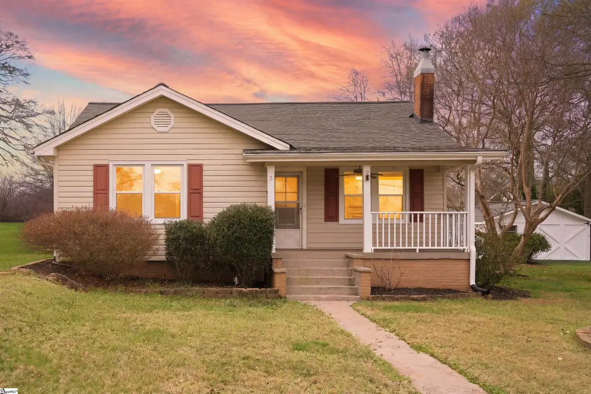 3 Littlejohn Street, Inman, SC 29349 - #1