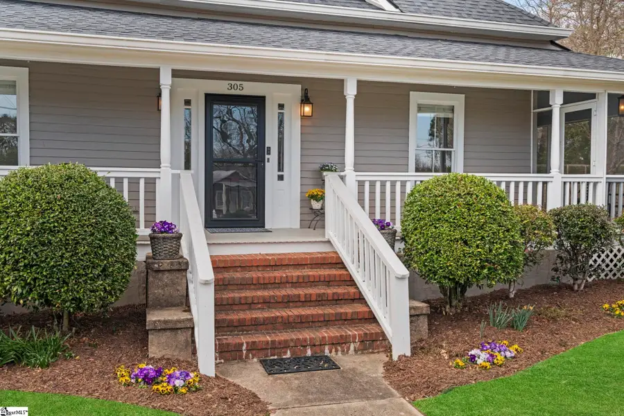 305 E Prince Road, Landrum, SC 29356 - #3