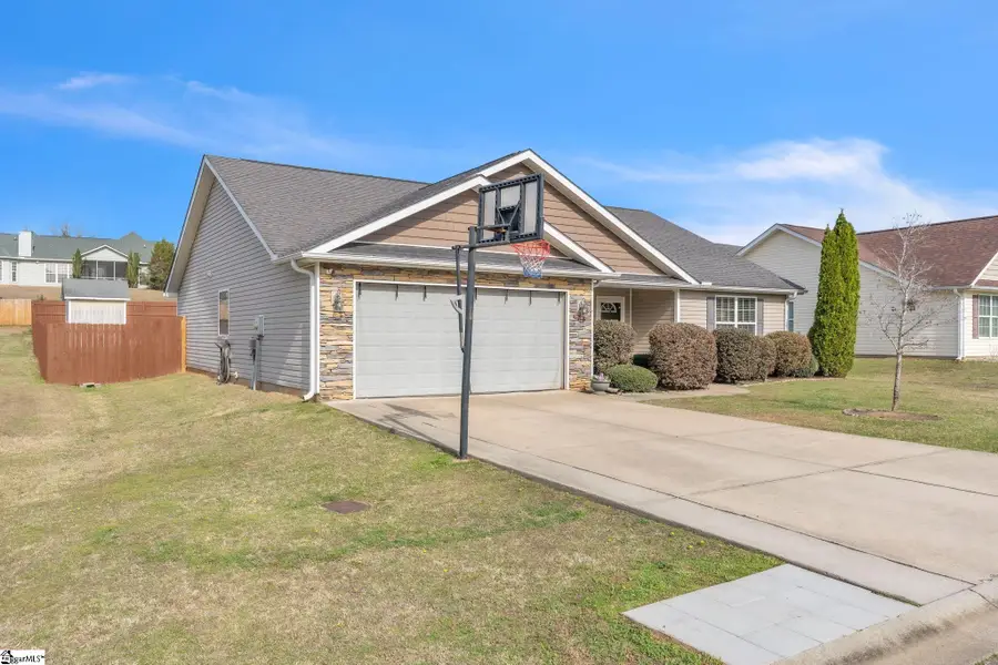 224 Eastpark Way, Easley, SC 29642 - #2