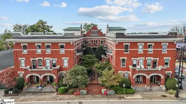 400 E Washington Street #Unit 13, Greenville, SC 29601