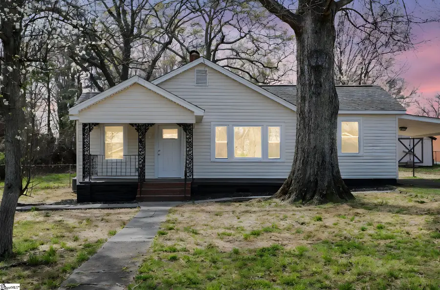 215 W Roosevelt Drive, Anderson, SC 29626 - #2