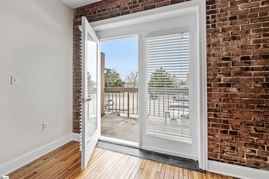 233 N Main Street #Unit 302, Greenville, SC 29601 - #3