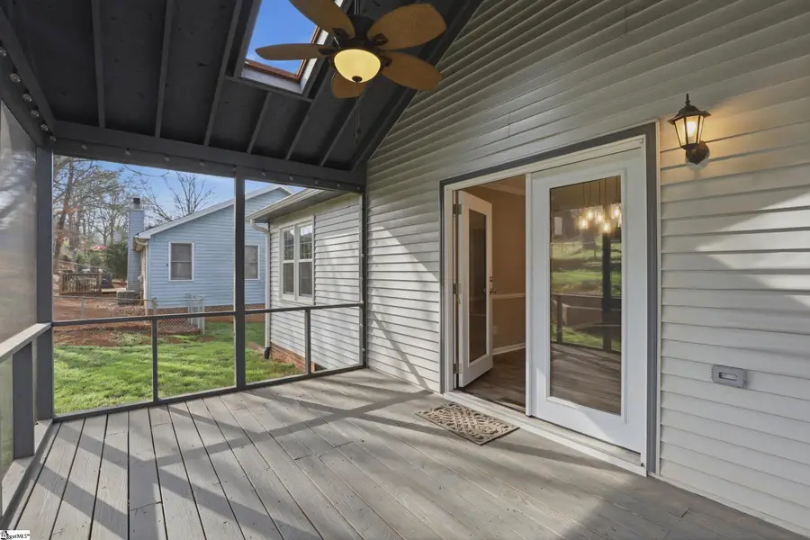 105 Kestrel Court, Taylors, SC 29687 - #3