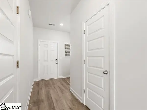 122 122 Arrow Court, Greer, SC 29651