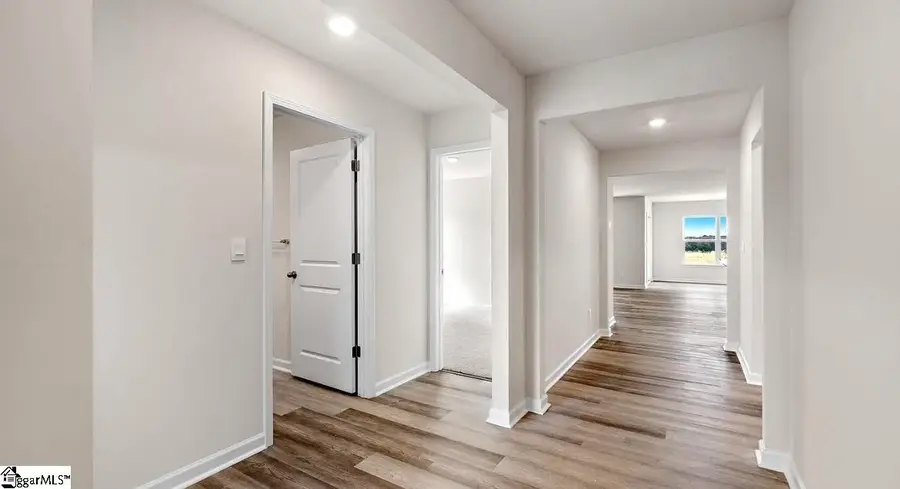 123 Elgin Drive, Laurens, SC 29360 - #3