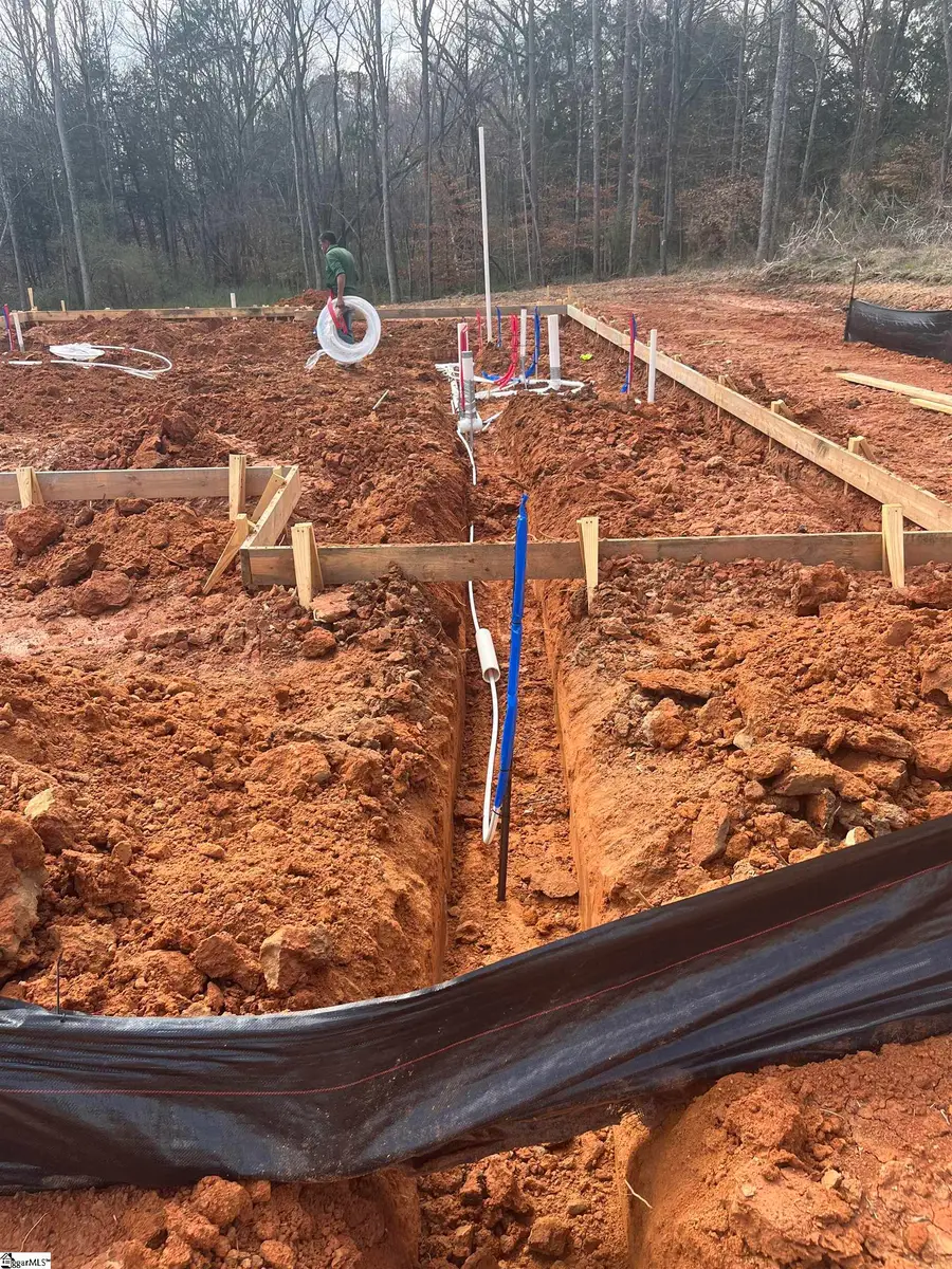 106 Heatherwood Drive, Gray Court, SC 29645 - #3