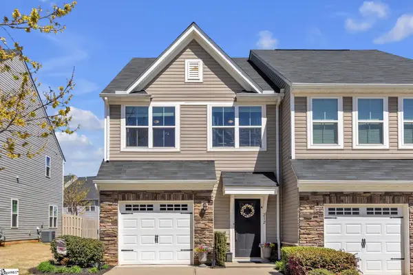 212 Clearwood Drive, Simpsonville, SC 29681