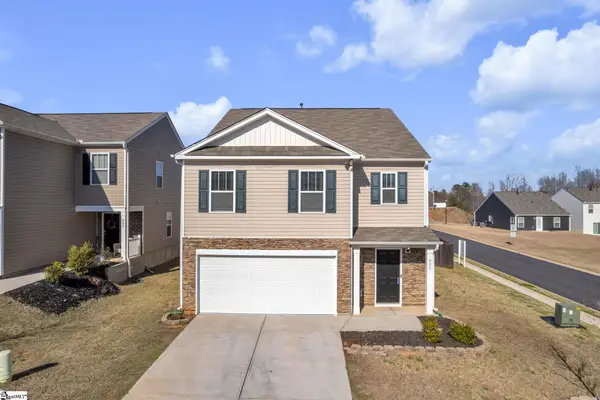 802 Ashwood Way, Easley, SC 29640