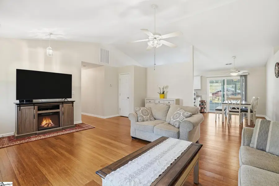 126 Ashlan Woods Court, Greer, SC 29651 - #3