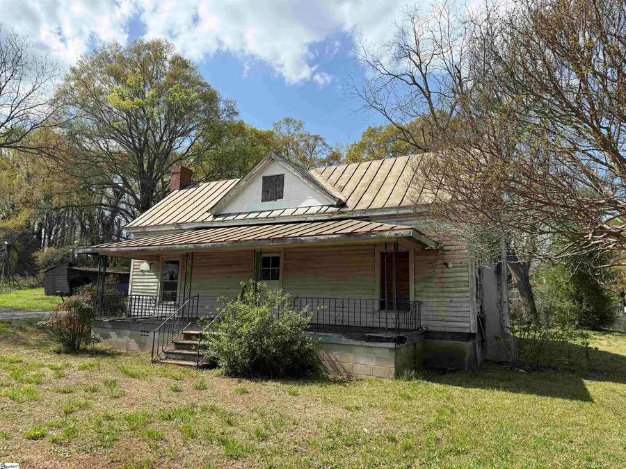 16 Ropp Street, Gray Court, SC 29645 - #2