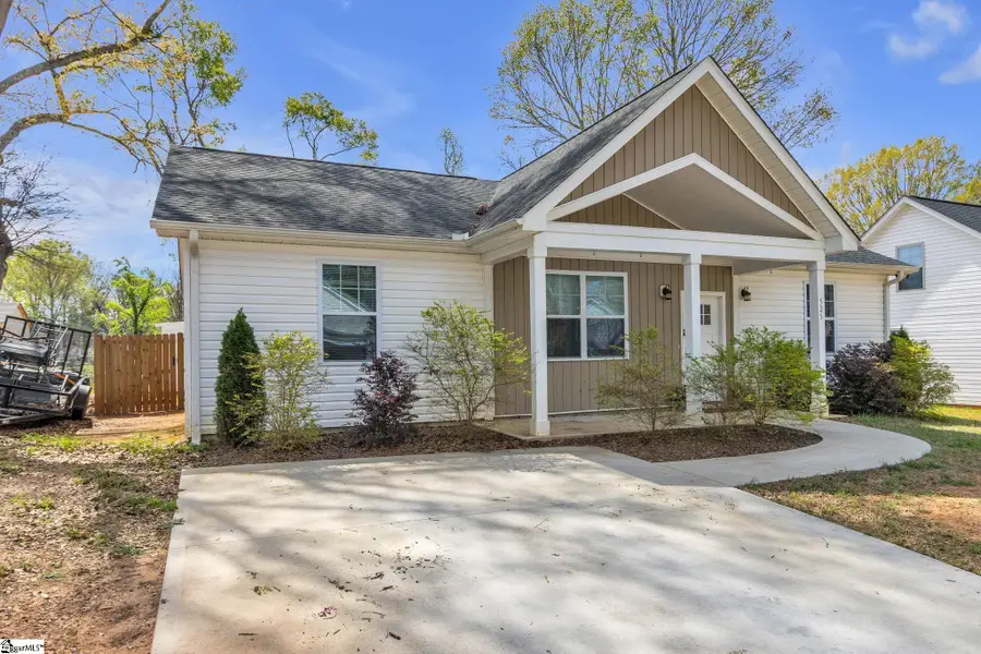525 W Peachtree Street, Woodruff, SC 29388 - #3