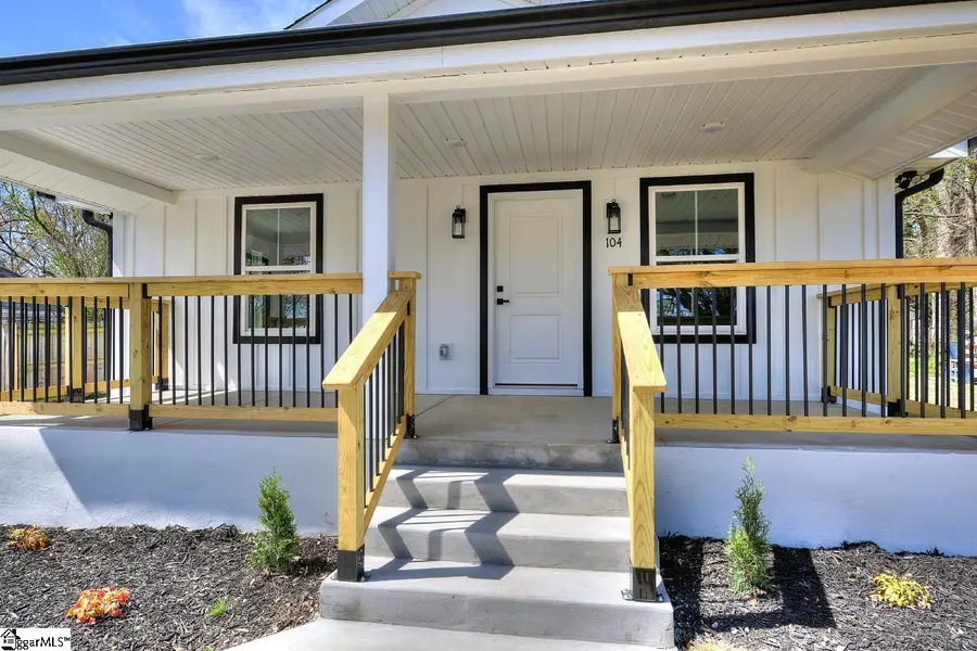 104 Albert Street, Greer, SC 29651 - #3
