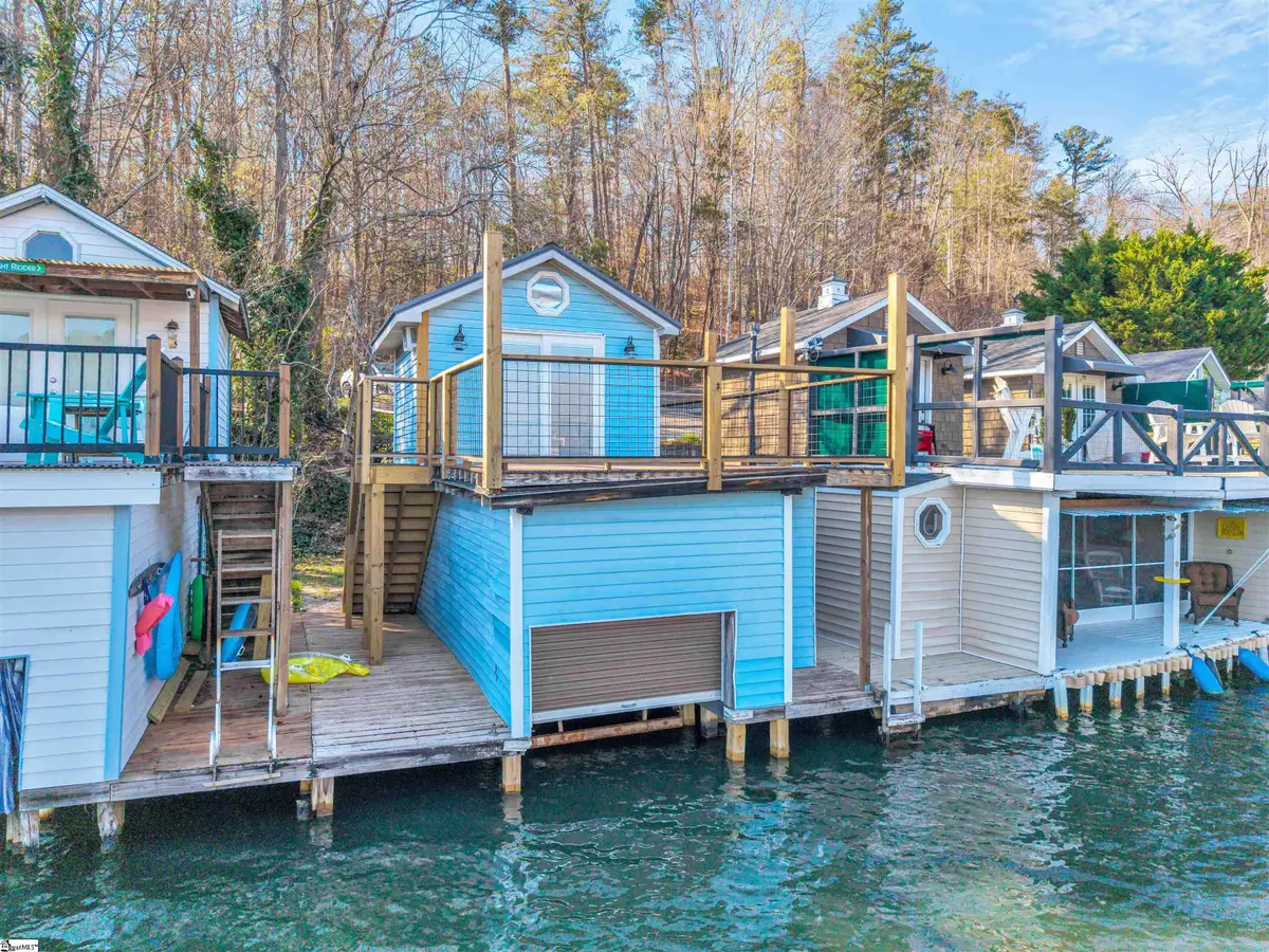 1700 W Lakeshore Drive, Landrum, SC 29356 - #1