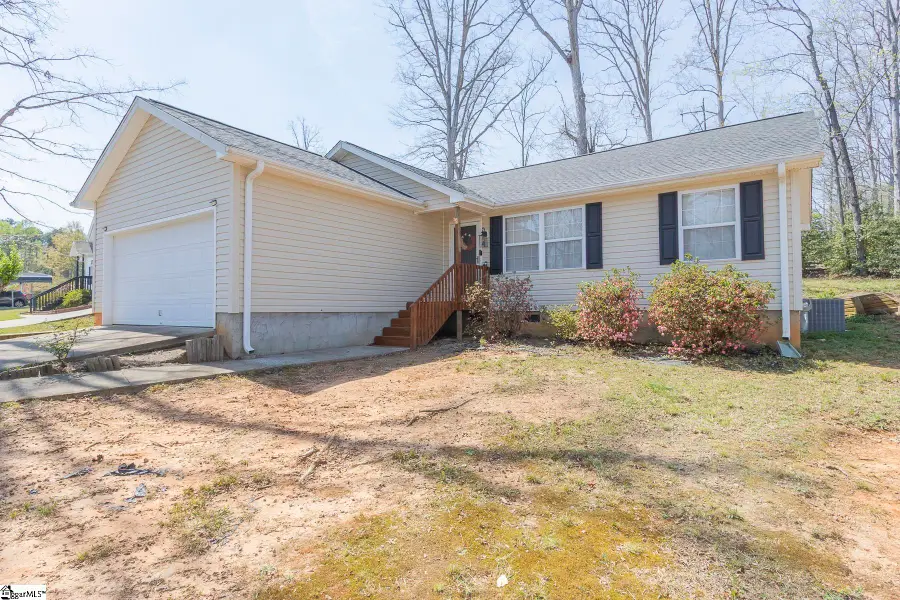 107 Brookside Circle, Honea Path, SC 29654 - #2