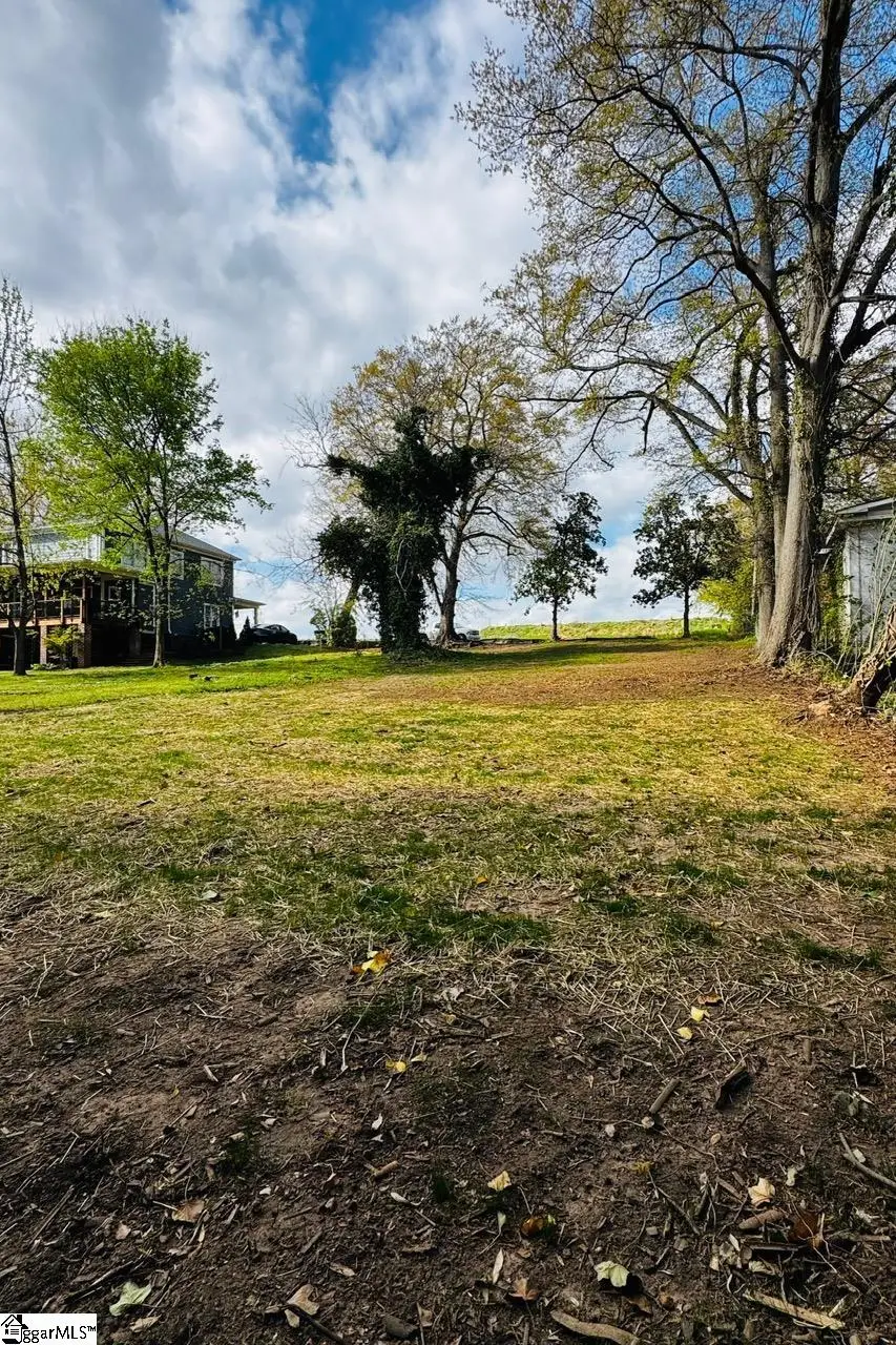 110 Wakefield Street, Greenville, SC 29601 - #3