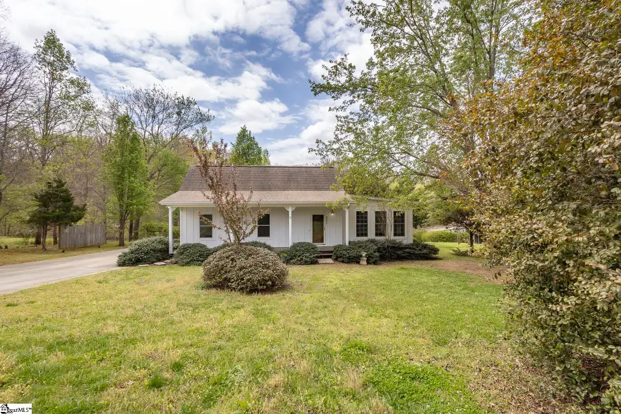 201 Sanders Drive, Liberty, SC 29657 - #2