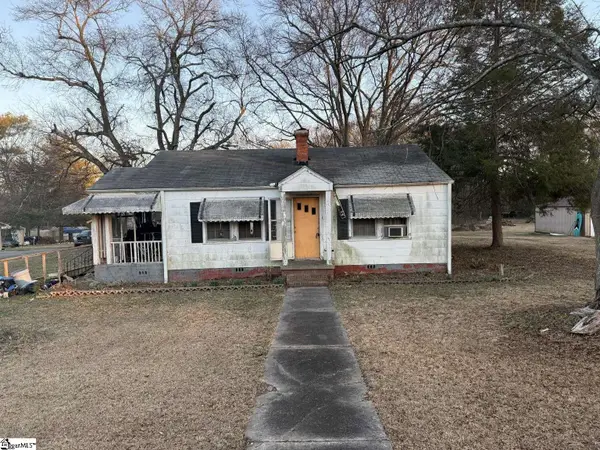 220 Clemson Avenue, Greenville, SC 29611