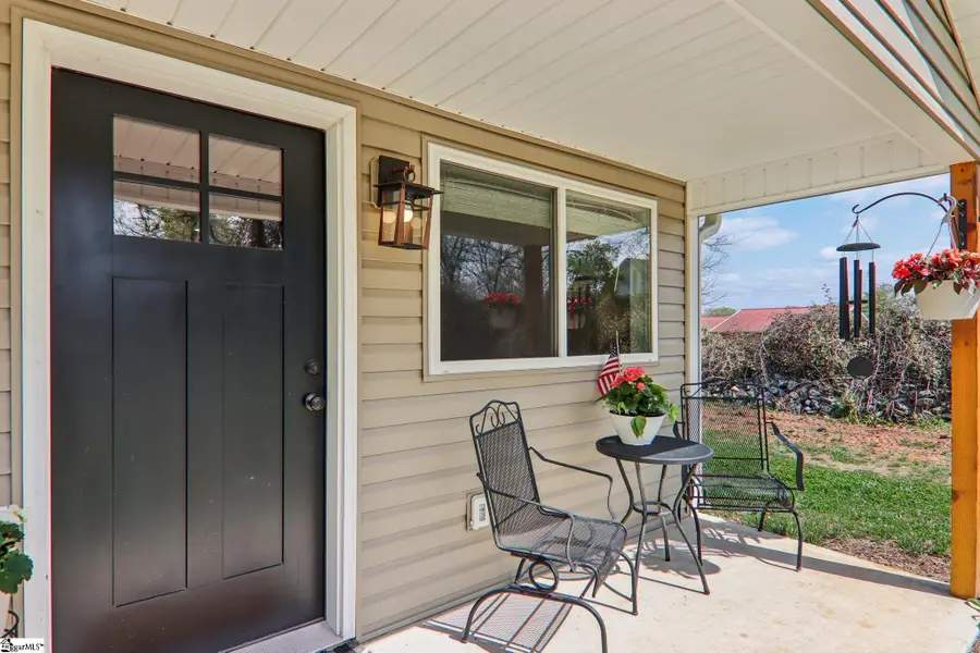 111 W Crawford Street, Landrum, SC 29356 - #2