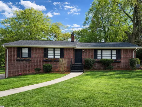 49 Foxhall Road, Greenville, SC 29605