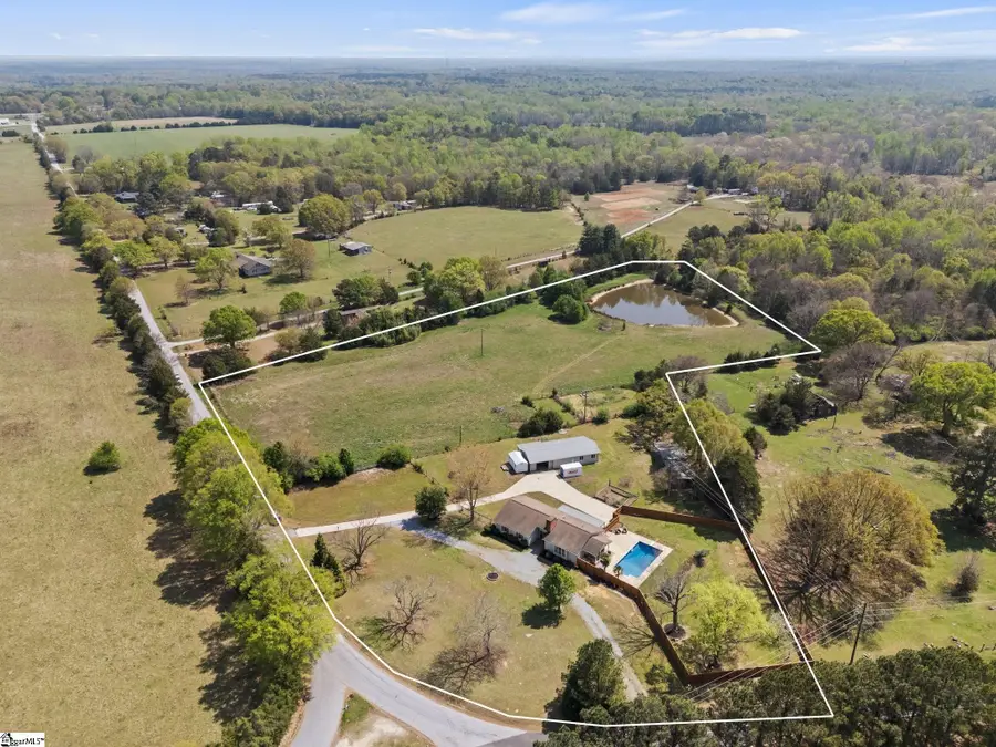 16 Herman Road, Laurens, SC 29360 - #2