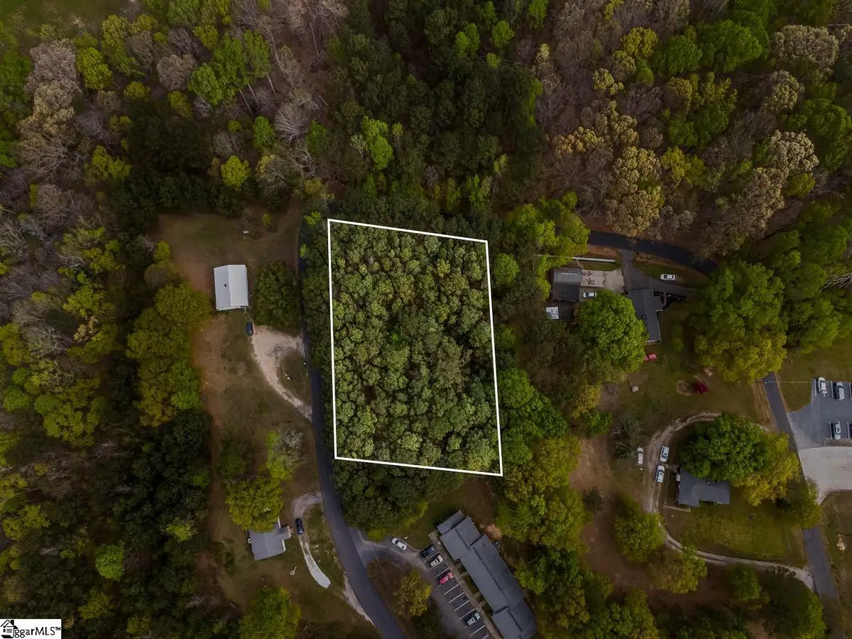 132-134 Theo Circle, Woodruff, SC 29388 - #1