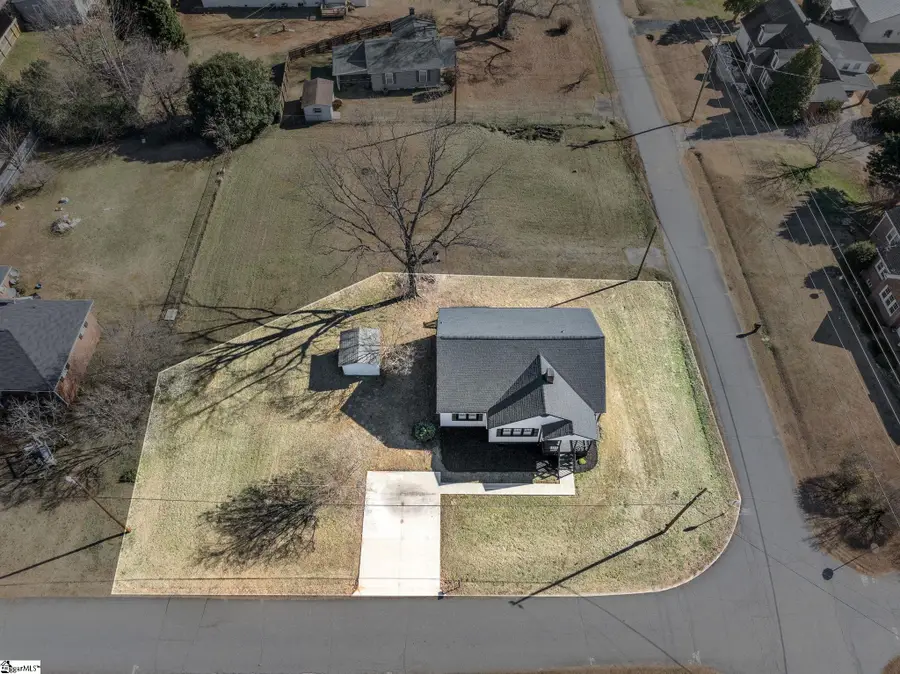 129 Spring Street, Reidville, SC 29375 - #2