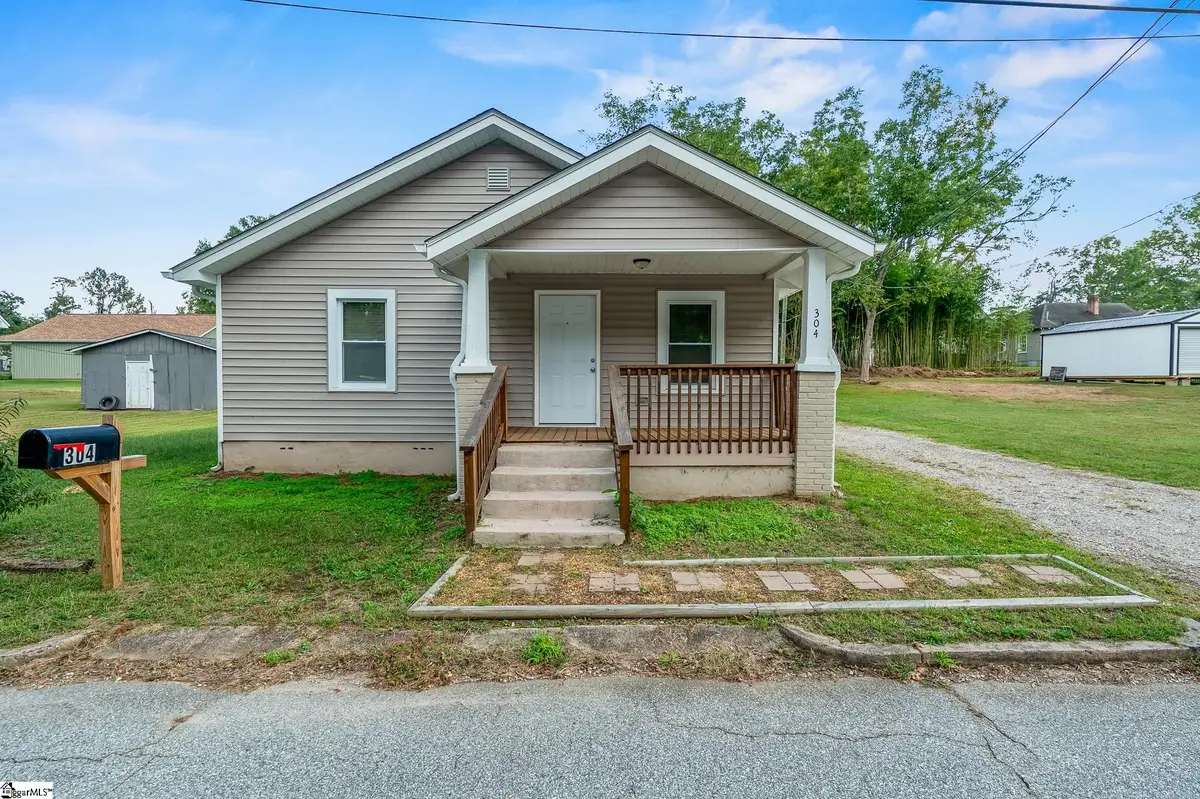 304 Cherry Street, Belton, SC 29627 - #1
