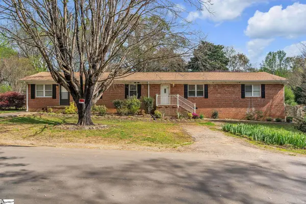 2 Easy Street, Taylors, SC 29687